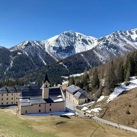 Maria Waldrast Country house