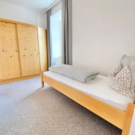 Maria Waldrast * 매트레이암브레너